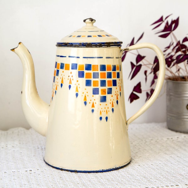 Ancienne cafetière ou  theière émaillée francaise