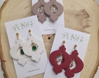 Pendientes de adorno navideño • Arcilla polimérica con dije de cristal