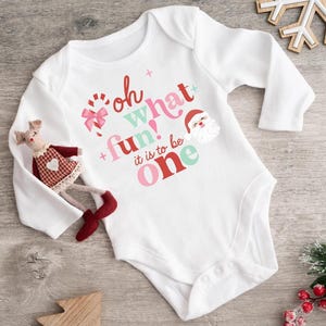 Oh was für Spaß 1. Geburtstag Body Mädchen 1. Geburtstag, Baby Santa Body Weihnachten 1. Geburtstag Body Oh, was für Spaß es ist, einer zu sein