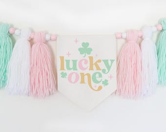 Lucky One Kinderstuhl Girlande: Rosa Klee 1st Birthday Quastengirlande