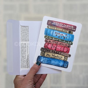 The Re-reads Bookstack Carte de voeux, livres classiques, cadeau pour amoureux des livres, livresque, carte d'anniversaire, cadeau de lecteur, enseignant, Bookology Co.