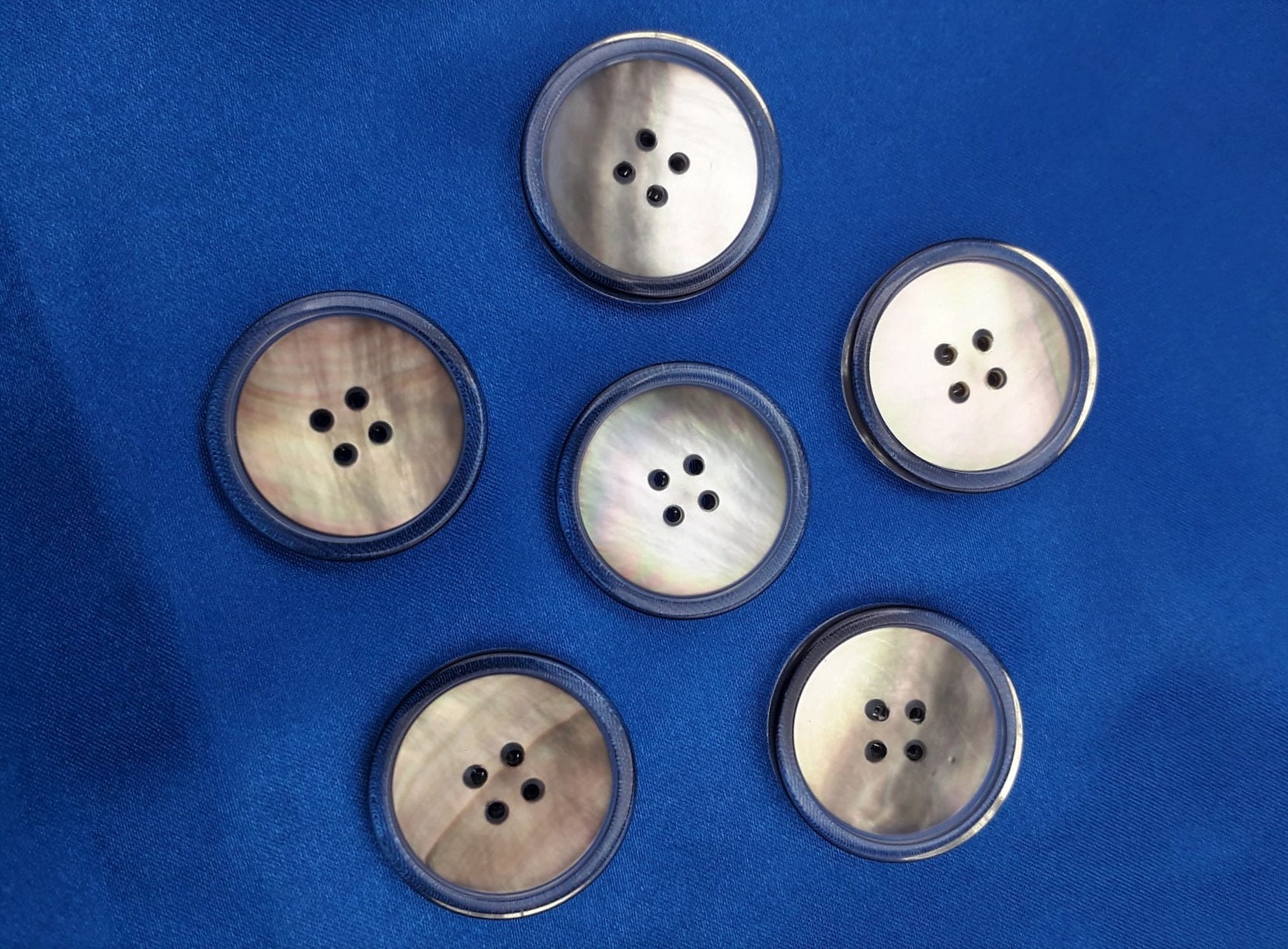 Hugo boss buttons - Etsy 日本