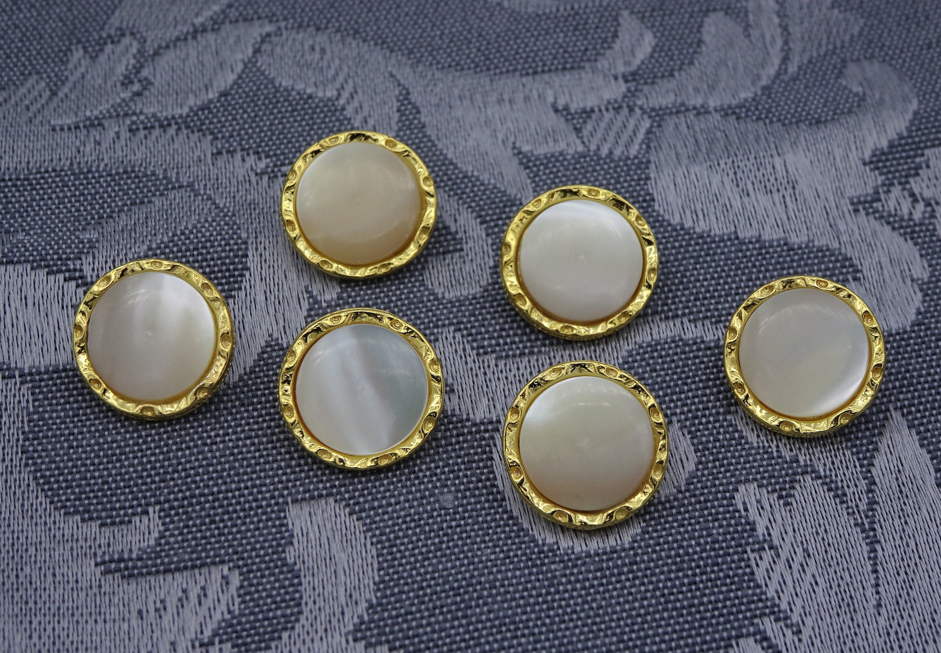 10, White and Gold Fancy Shank Buttons, Gold Metallic Heart Border Buttons,  White Fancy Style Buttons, White and Gold Shank Button 