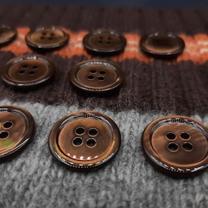10 botones marrones de nácar de 18 mm para chaquetas, suéteres y vestidos. Para manualidades, para hombres, mujeres y niños.