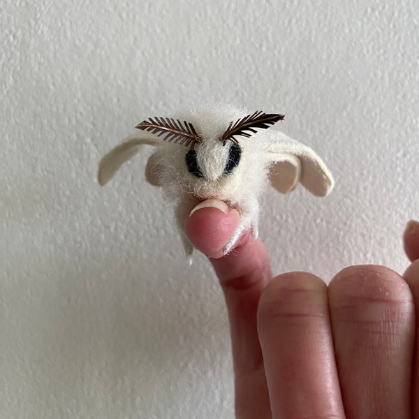 Silk moth, needle felted, moth figurine, decoration, handmade, posable.