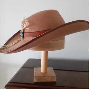 Tan felt cowboy hat image 2