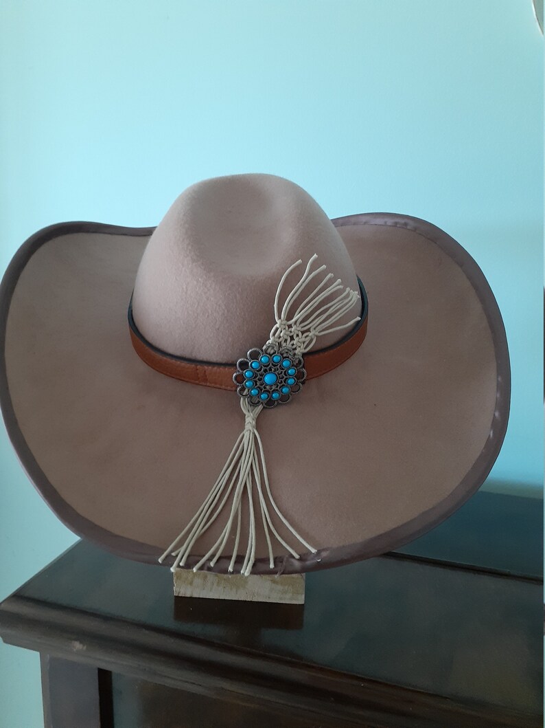 Tan felt cowboy hat image 4