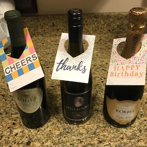 Wein Geschenkanhänger, Urlaub Weinflasche Tag, Weinetikett, Geburtstagsgeschenkanhänger, Einzigartiges HERZ Etikett, Wein Geschenkidee, Benutzerdefiniertes Etikett, personalisierter Anhänger,