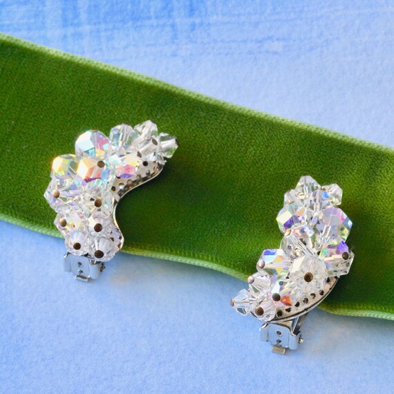 SARAH COVENTRY Sparkling Clear Rhinestone Earrings Item K # 3318