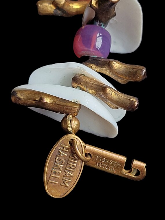 Miriam Haskell White Clam Candy Cane Shell Gold C… - image 3