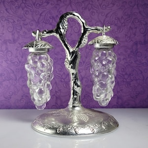 Hanging Grapes Salt and Pepper - Etsy