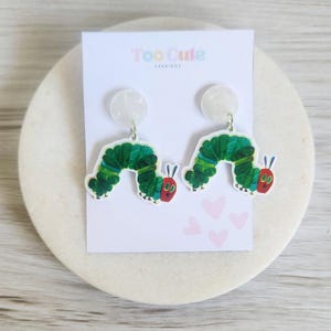Pendientes colgantes de libro escolar Caterpilla • pendientes de acero inoxidable
