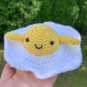 Crochet Cheeky Egg