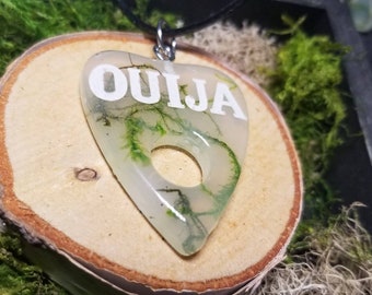 Real Moss Resin Planchette || Spirit Board Pendant || Occult Gifts || Misty Moss Spooky Necklace || Perfect Halloween Present ||