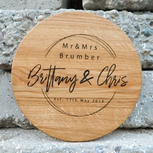 Elegant engraved cutting board – a timeless wedding gift for couples to celebrate their love.