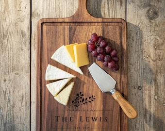 Personalized Charcuterie Board Gift for Couples, Custom Engraved Cutting Board Set, Engraved Set Charcuterie Board with Handle, Gift for Mom