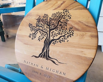 Housewarmingcadeau voor pasgetrouwden, gepersonaliseerde snijplank, charcuteriebord met bloemen, verlovings-, huwelijks- en jubileumcadeau voor koppels