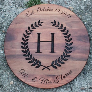 Support à gâteau en bois rustique - Plat à gâteau de mariage personnalisé, décoration de quinceañera ou de douche nuptiale