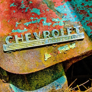 Chevrolet Emblem, Rusty Classic Truck, Chevy Badge, Antique Car, Automobile, Print, Canvas Wall Art