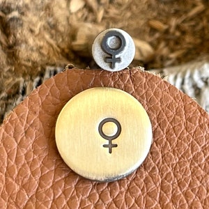 Timbre MÉTAL SIGNE FEMME || Matrice métallique signe féminin || Tampons métalliques || Tampon perforé | Tampon en acier | Petit tampon en métal