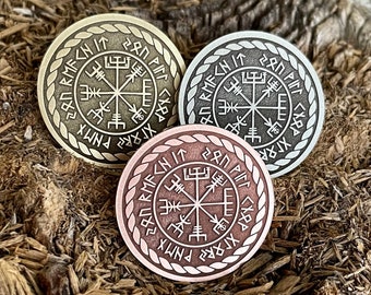VEGVISIR || WAYFINDER | Viking Compass Coin | Pendant | Keychain | Pin Badge || Souvenir Pocket Coin Token