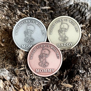  2 Pcs New Parents Decision Coin Gifts, First Time Mom Dad  Pregnancy Gift, Baby Gender Reveal Gifts Baby Shower Birth New Parents Gifts  for Couples - Double-Sided Decision Coin, Silver/Black 