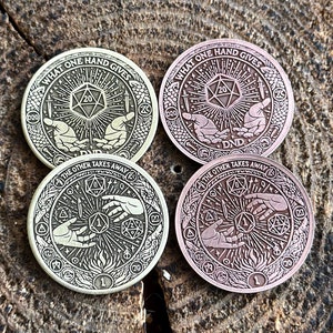 Moneta della decisione Ciò che una mano dà, l&#39;altra prende // Moneta della sfida DnD // Moneta del lancio // Moneta della sfida fantasy // Decisione // Moneta dell&#39;oracolo