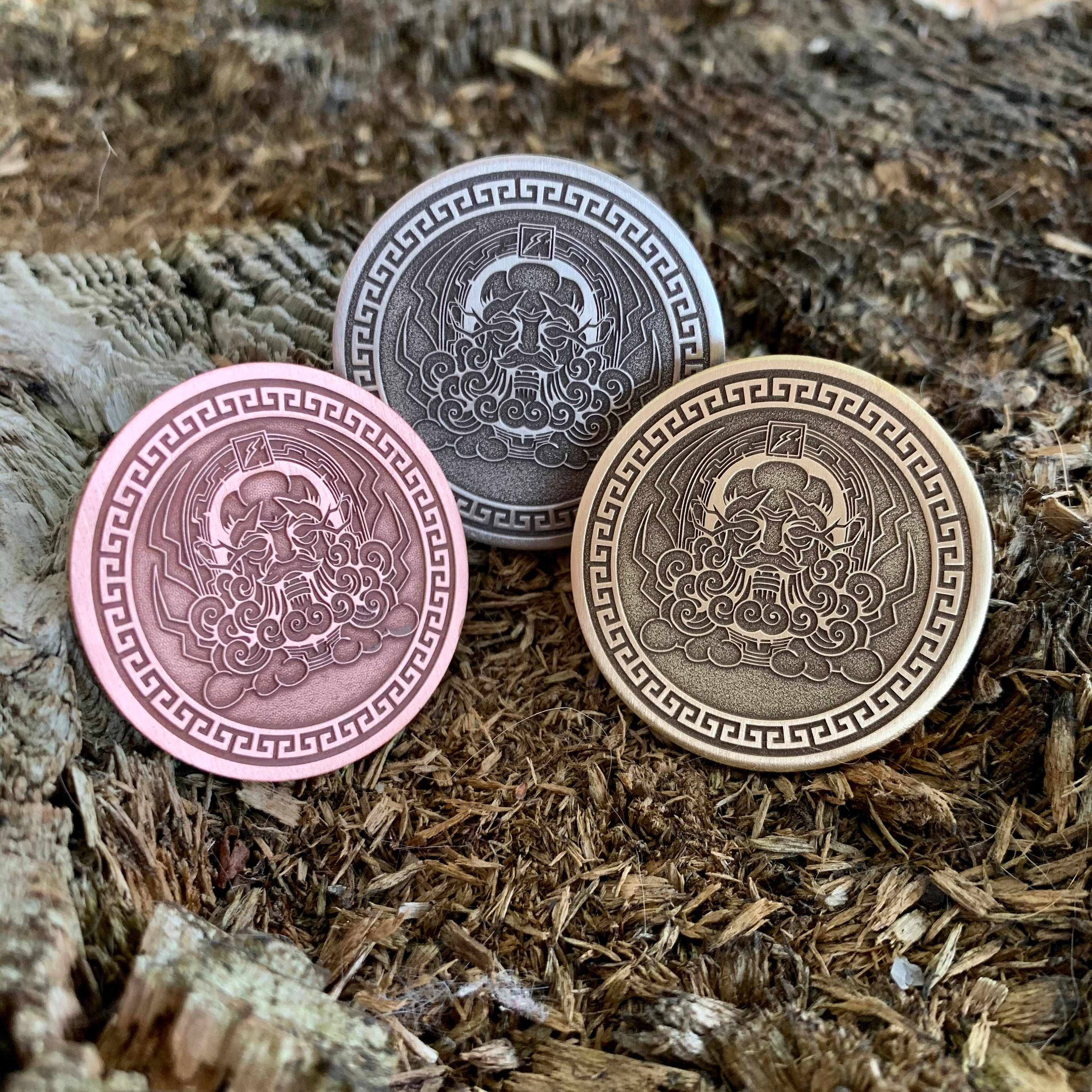 ゼウス || 神々の王 || ギリシャ神話 コイン、ペンダント、キーホルダー、ピンバッジ 33 mm (1.25 インチ); 40 mm (1.5  インチ) - Etsy 日本