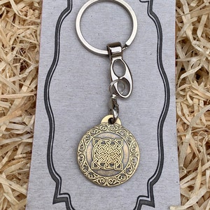 Celtic Knot Pendant, Coin, Keychain, Pin Badge - Etsy