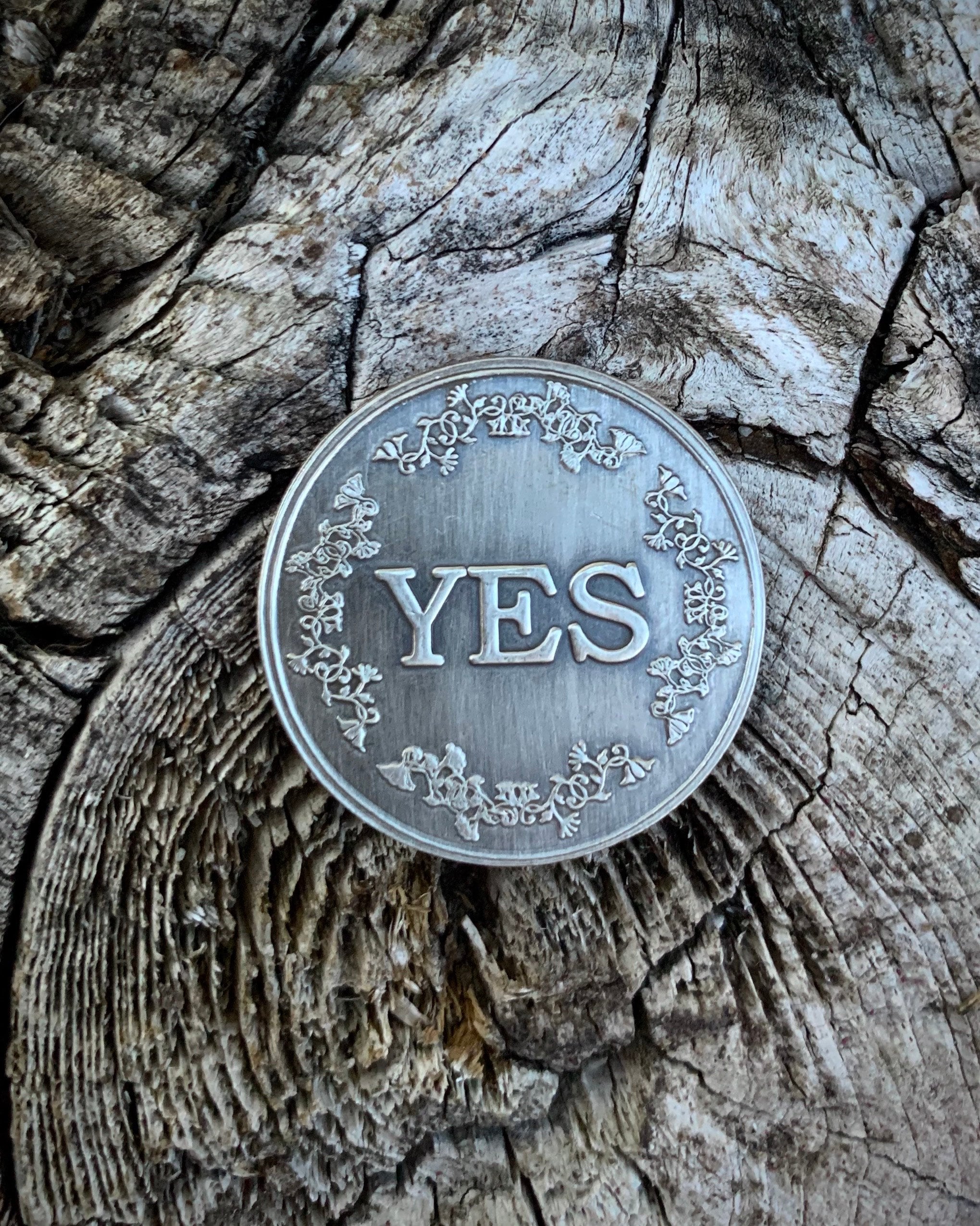 Yes No Challenge Coins Yes No Decision Coin - Flip For Answers Yes No Challenge Coins Yes No Decision Coin - Flip For Answers