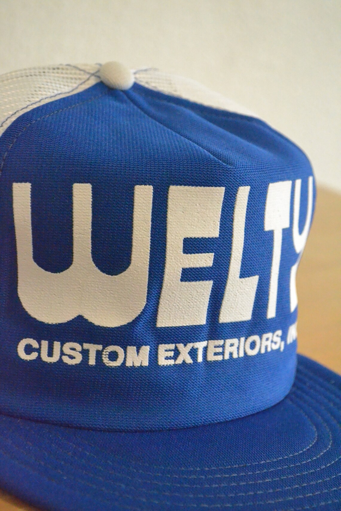 Welty Custom Exteriors Inc. Vintage Trucker Hat Fabricado
