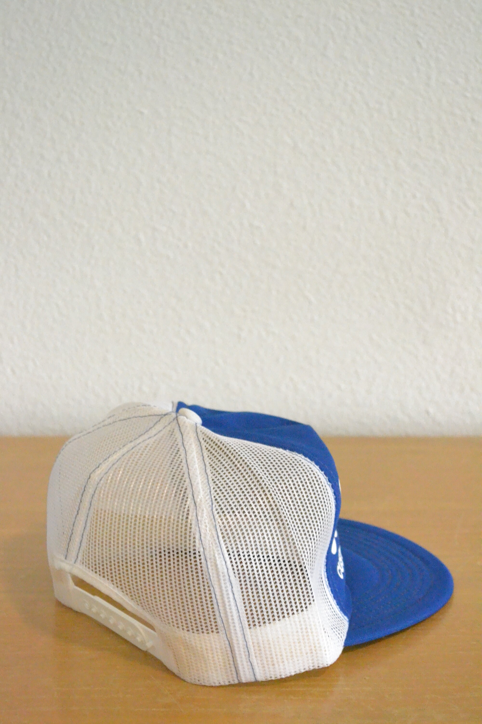 Welty Custom Exteriors Inc. Vintage Trucker Hat Fabricado