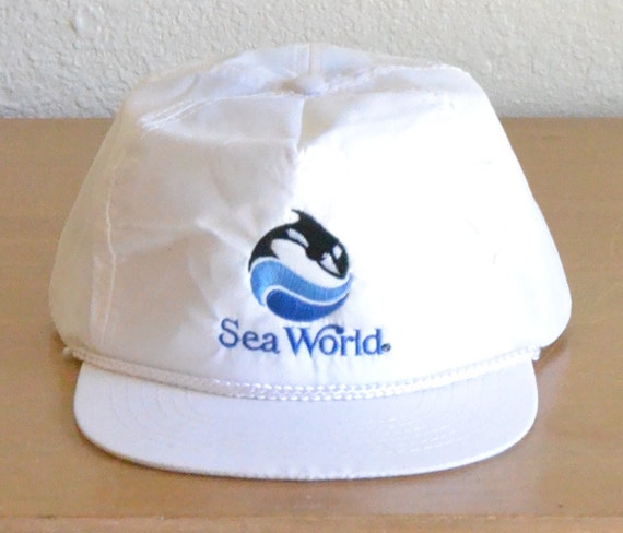 Vintage New/Old Stock Sea World Nylon Rope Cap - image 1