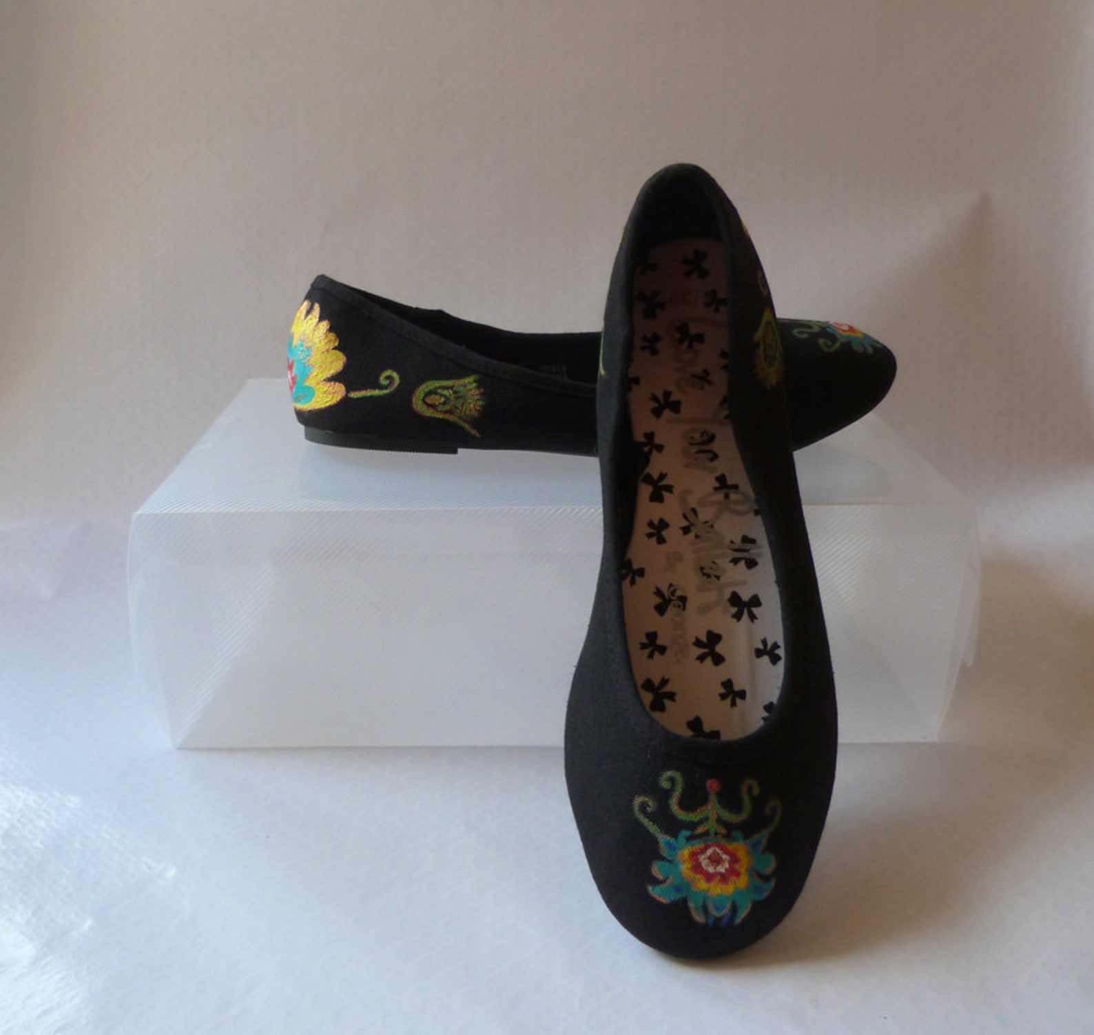 folk art flower decorated black canvas flat ballet pumps uk 6 eu 39.5 us 8.5