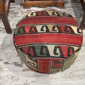vintage rustic retro modern eclectic tribal decor ottoman pouf foot stool natural wool kilim rug pouf