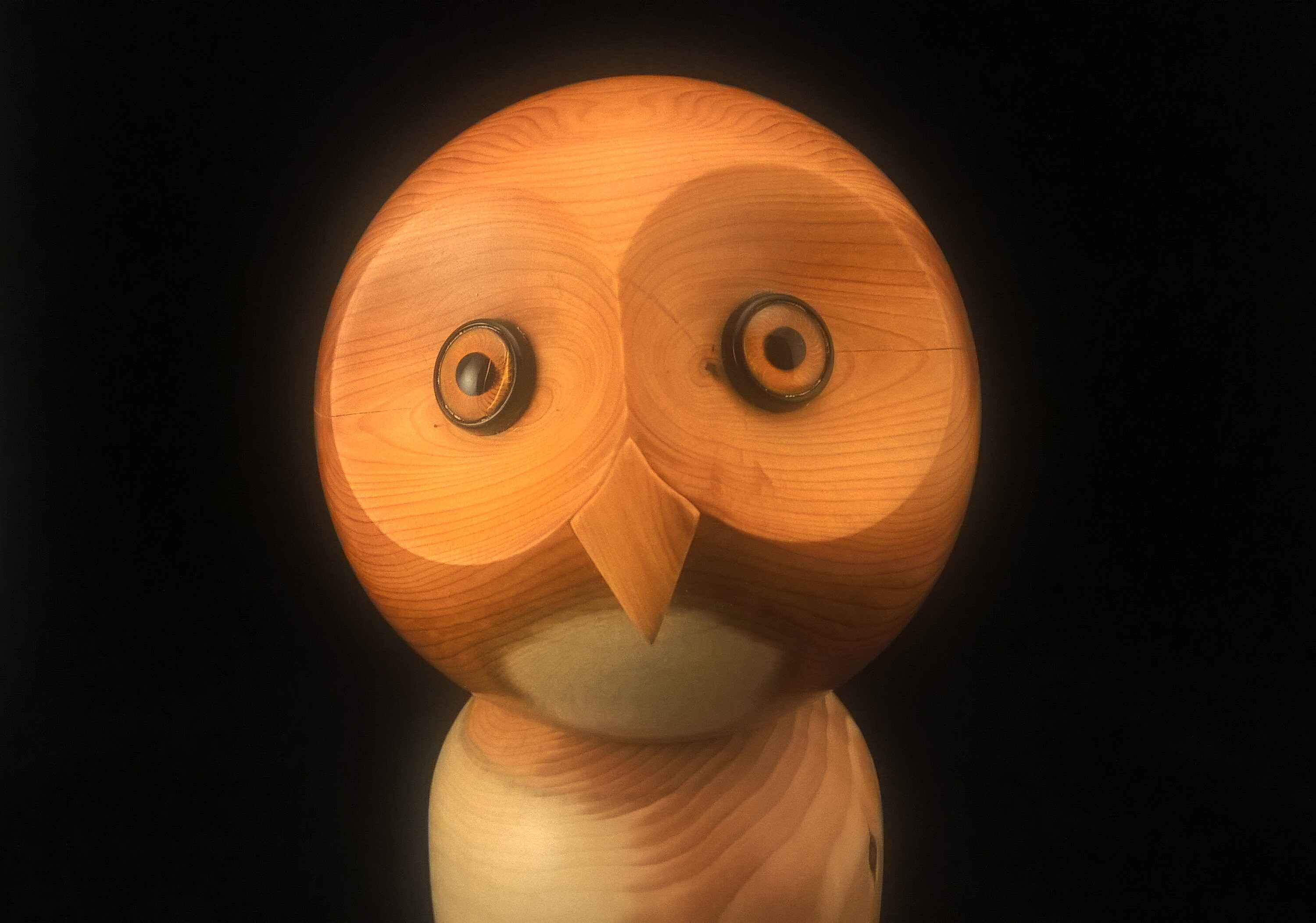 Handcrafted Yew Wood Snowy Owl Sculpture: Tilting Head Design