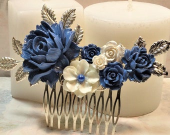 Blue and white wedding hair comb, blue bridal hairpiece, floral hair comb, wedding accessory, wedding jewelry, bridesmaid hairpiece, wedding