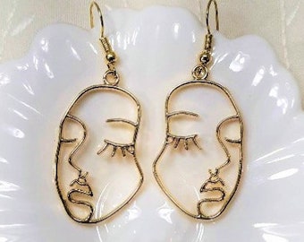 Gold Picasso Face Earrings, Gold Wink Earrings, Gold Earrings, Birthday Gifts, Gifts for Her, Dangle Earrings, Retro Inspired Jewelry