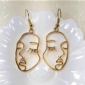 Gold Picasso Face Earrings, Gold Wink Earrings, Gold Earrings, Birthday Gifts, Gifts for Her, Dangle Earrings, Retro Inspired Jewelry