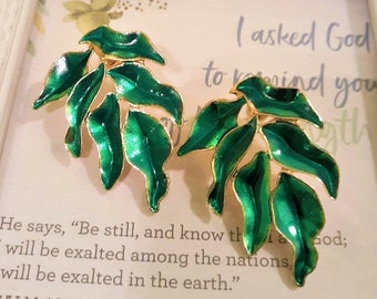 Shiny green leaf earrings, Green earrings, Leaf design earrings, Stud earrings, Oil dripped earrings, Green jewelry, Gifts for her