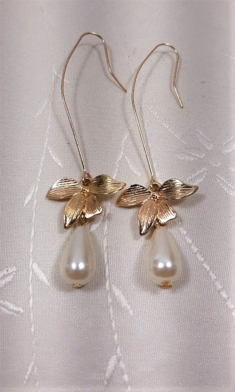 Ivory Pearl Gold Orchid Flower Earrings, Pearl Wedding Bridal Earrings,Bridesmaid Earrings,Birthday Gifts,Garden Wedding,Gifts for Her image 4