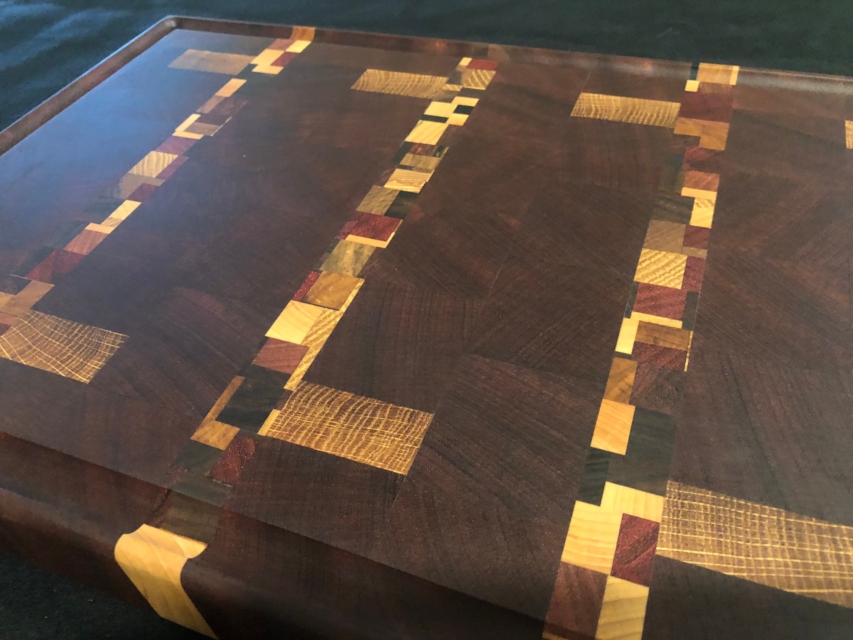 End Grain Mahogany with Jeweled accents butcher block styleSQ102