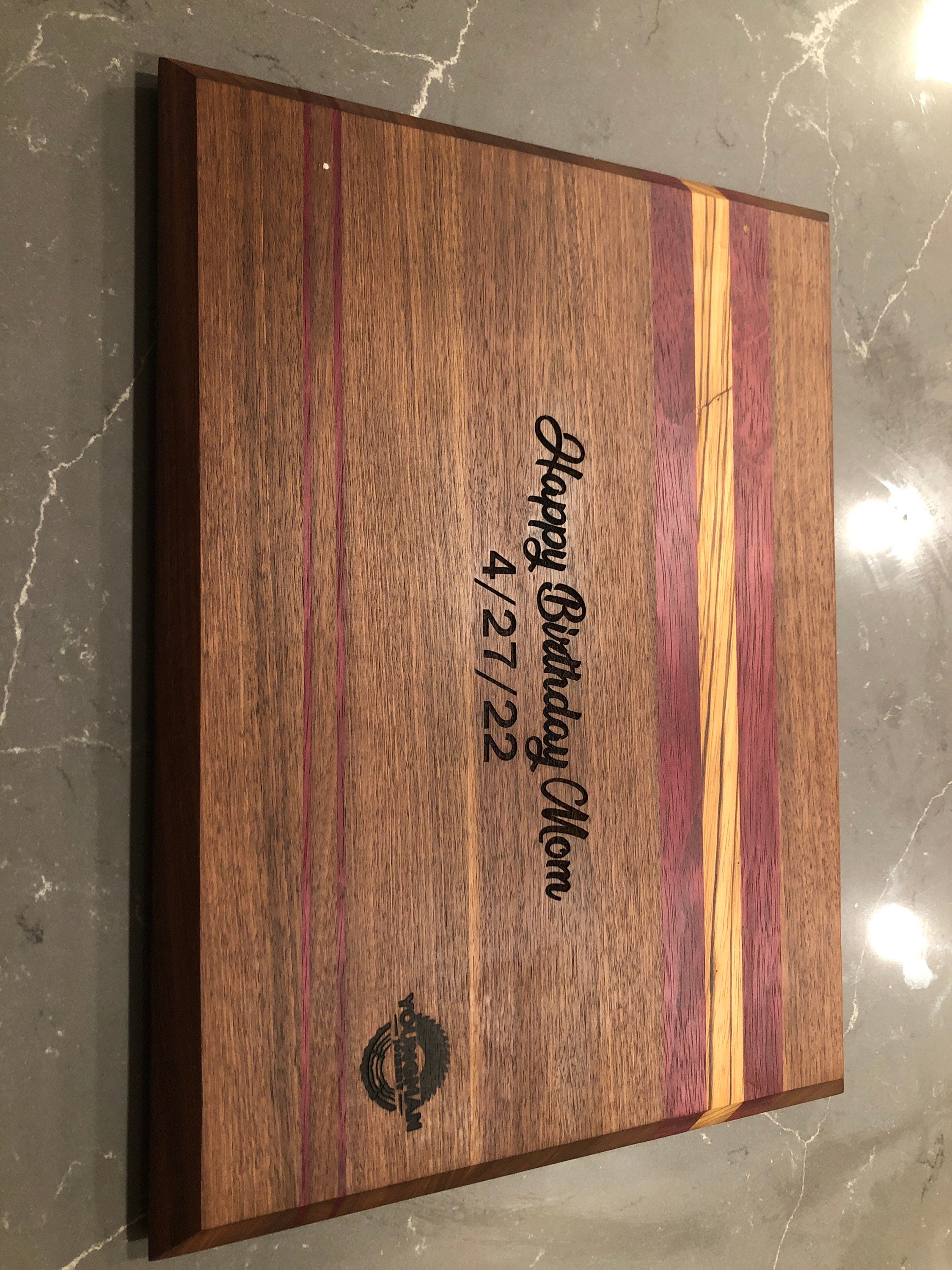 17x13 walnut cutting board — Beautiful boards made for You