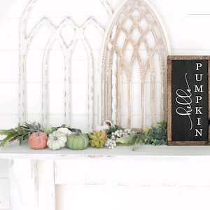 Hello Pumpkin Sign | Fall Sign | Autumn Sign | Fall Farmhouse Sign | Autumn Decor | Pumpkin Sign