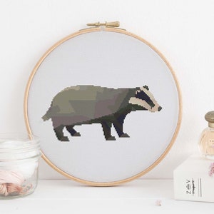 Badger Polygonal geometric cross stitch pattern  PDF