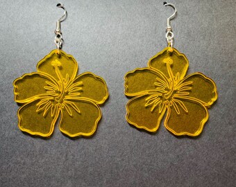 Gelbe Hibiskus Blumen Acryl Ohrringe, Tropische Floral Statement Ohrringe, durchbohrt oder als Clip-on