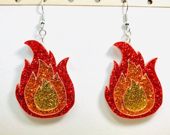 Rot, Orange und Gold Flamme Acryl Ohrringe, Statement Ohrringe oder Clip-on
