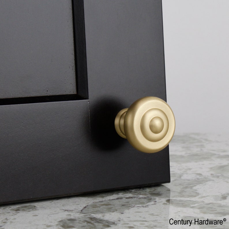 Glamour 1-12 Modern Style Satin Brass Knob