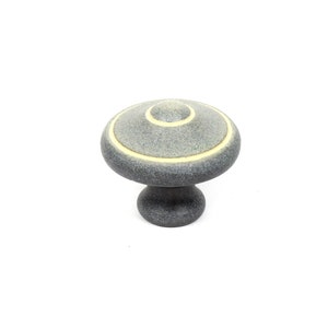 Country Farmhouse Round Knob in 2 Sizes