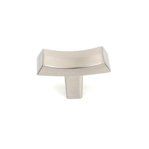 L’arco 1-13/16 Inch Diameter T Knob and 128 MM Center to Center Curved Pull - Sold Individually